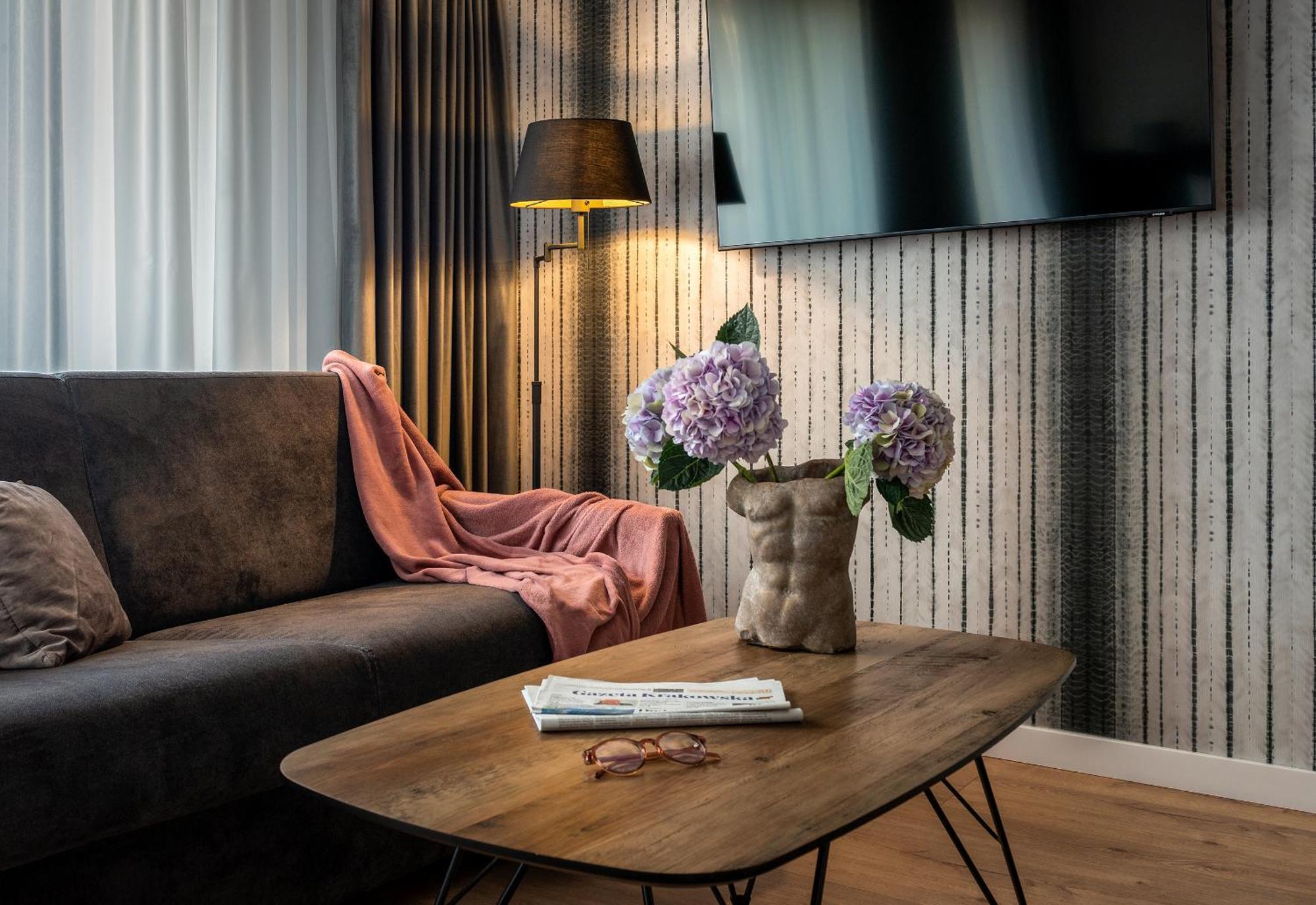 Inpoint Spacious Apartments Near Main Square & Kazimierz District Krakow Room photo