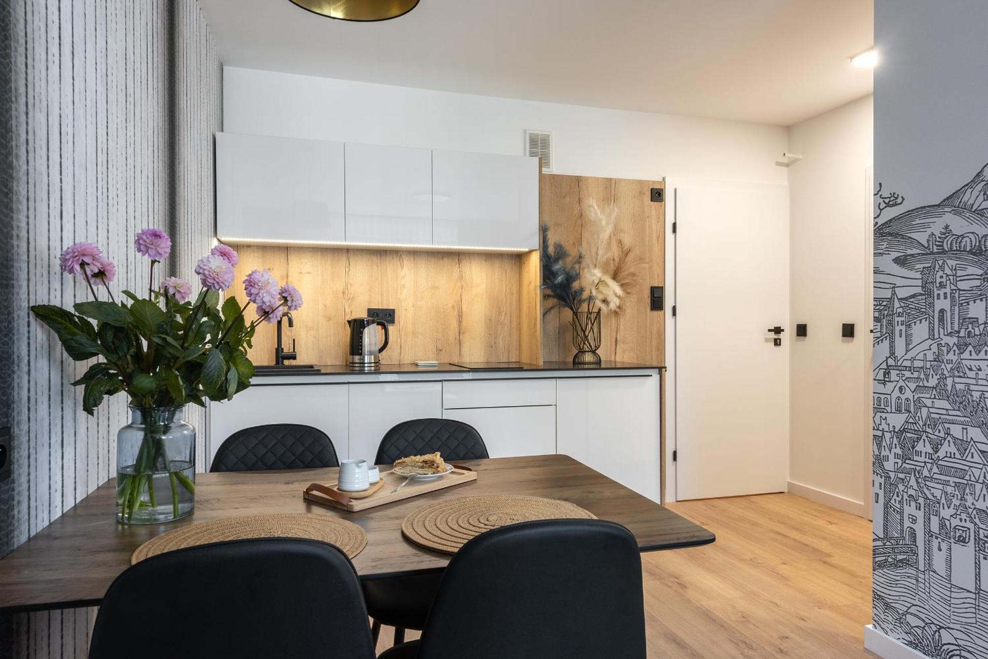 Inpoint Spacious Apartments Near Main Square & Kazimierz District Krakow Room photo