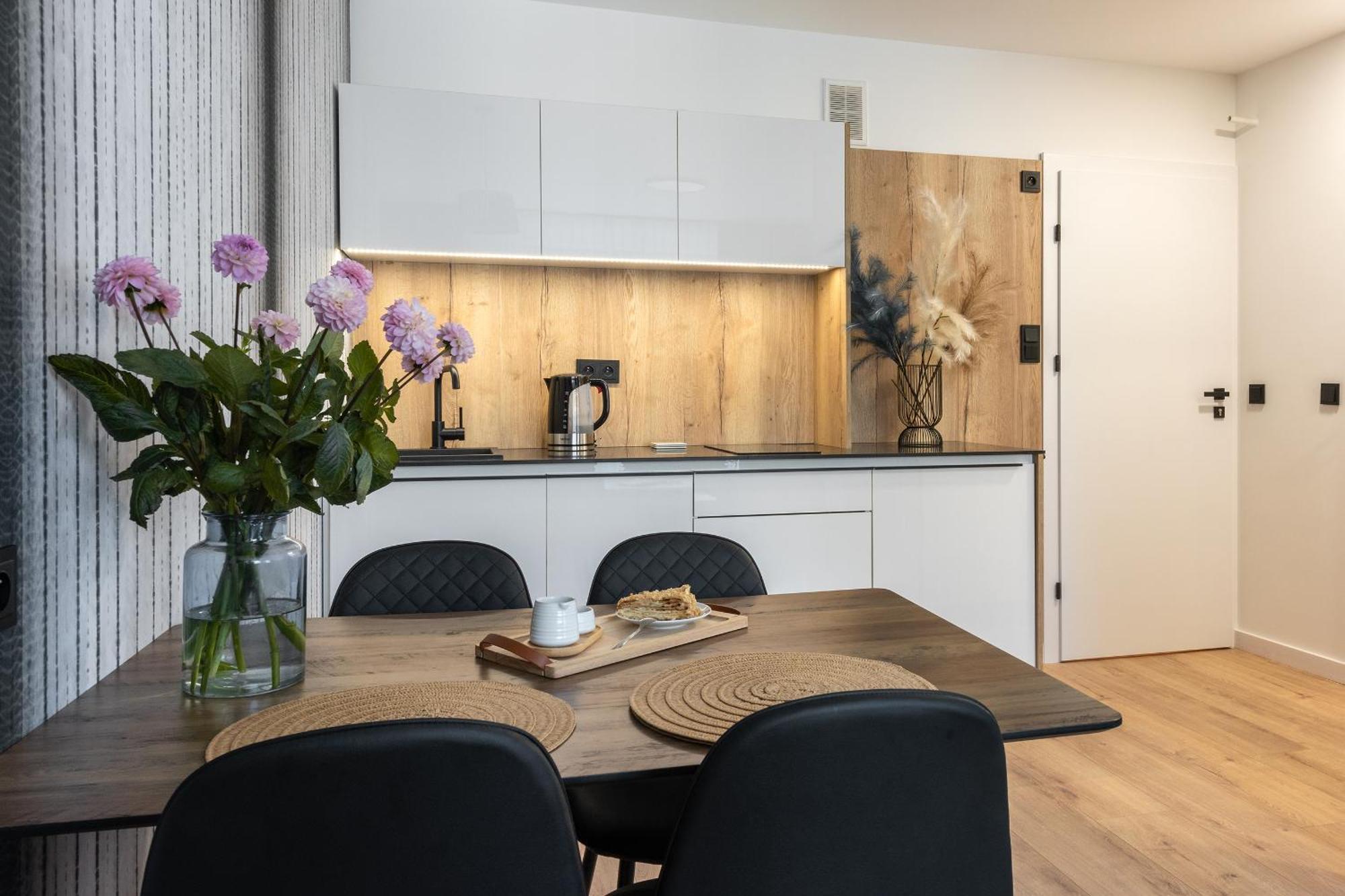 Inpoint Spacious Apartments Near Main Square & Kazimierz District Krakow Room photo