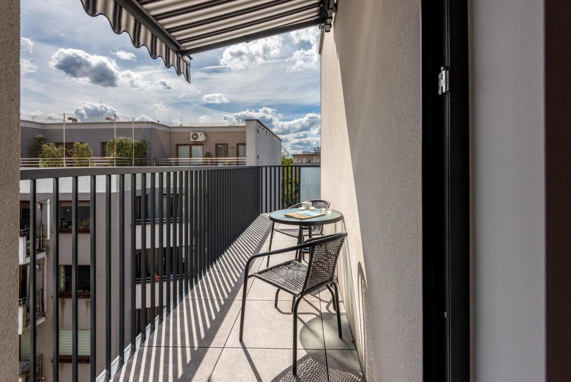 Inpoint Spacious Apartments Near Main Square & Kazimierz District Krakow Room photo