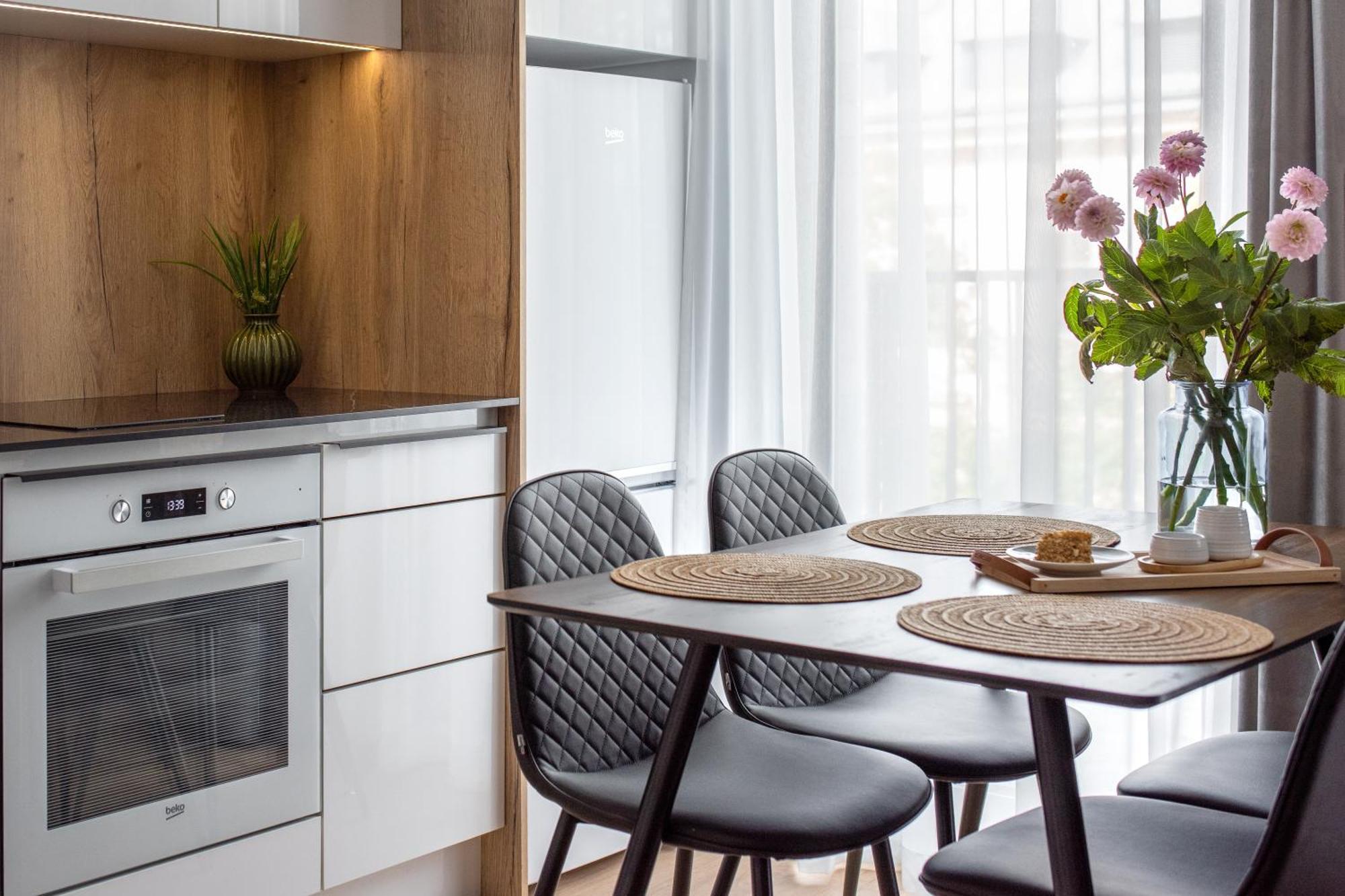 Inpoint Spacious Apartments Near Main Square & Kazimierz District Krakow Room photo