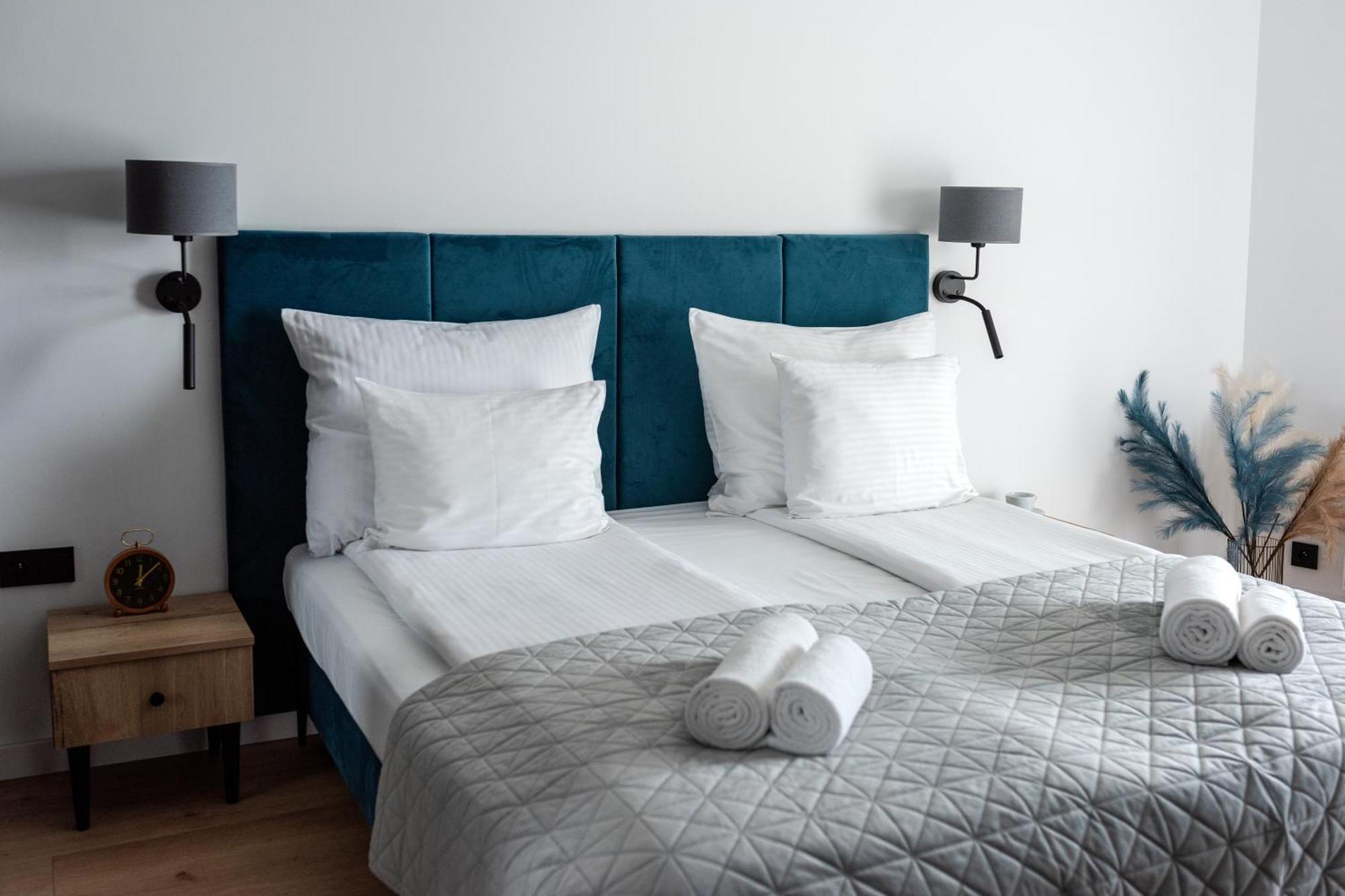 Inpoint Spacious Apartments Near Main Square & Kazimierz District Krakow Room photo