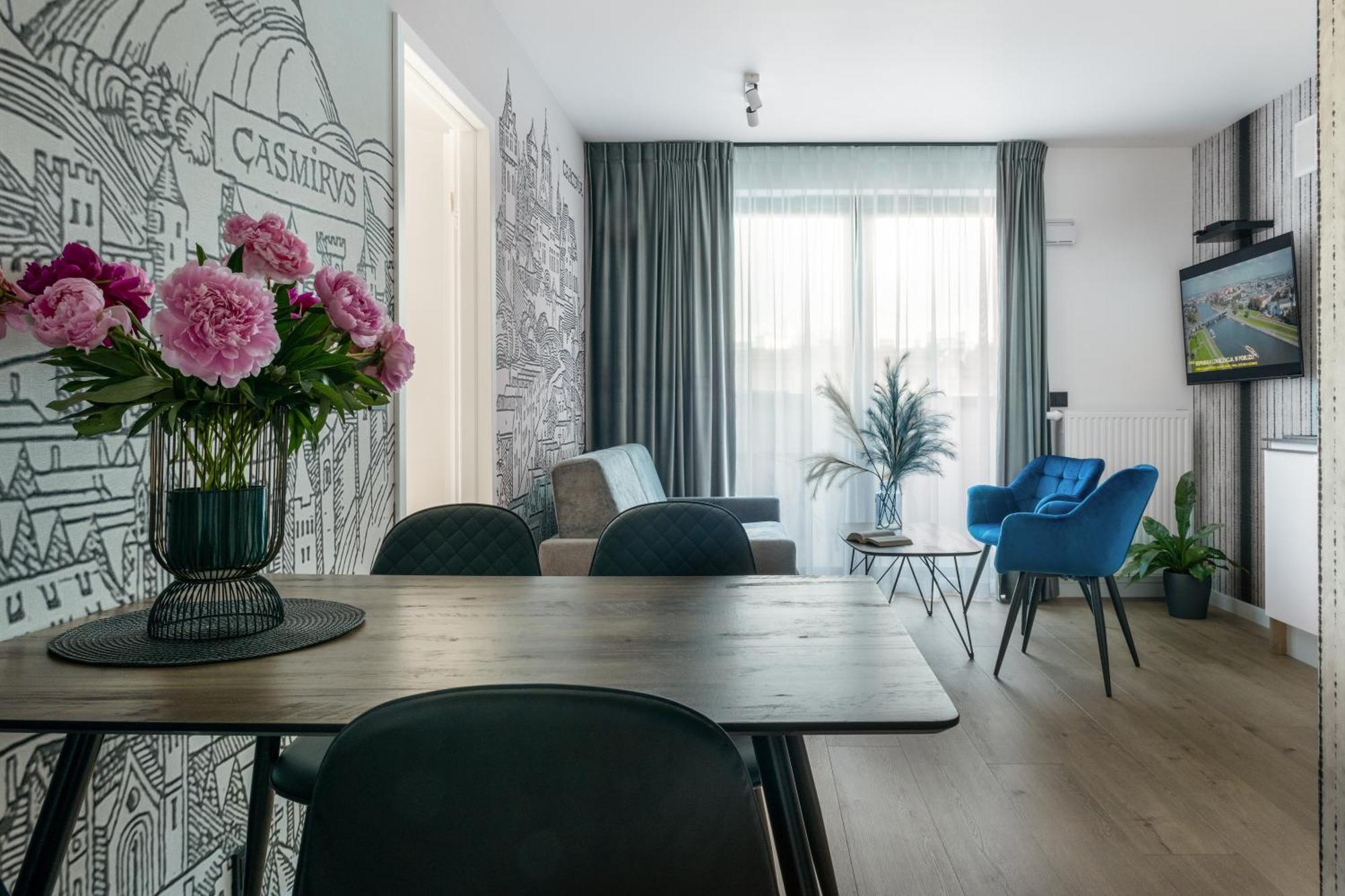 Inpoint Spacious Apartments Near Main Square & Kazimierz District Krakow Room photo