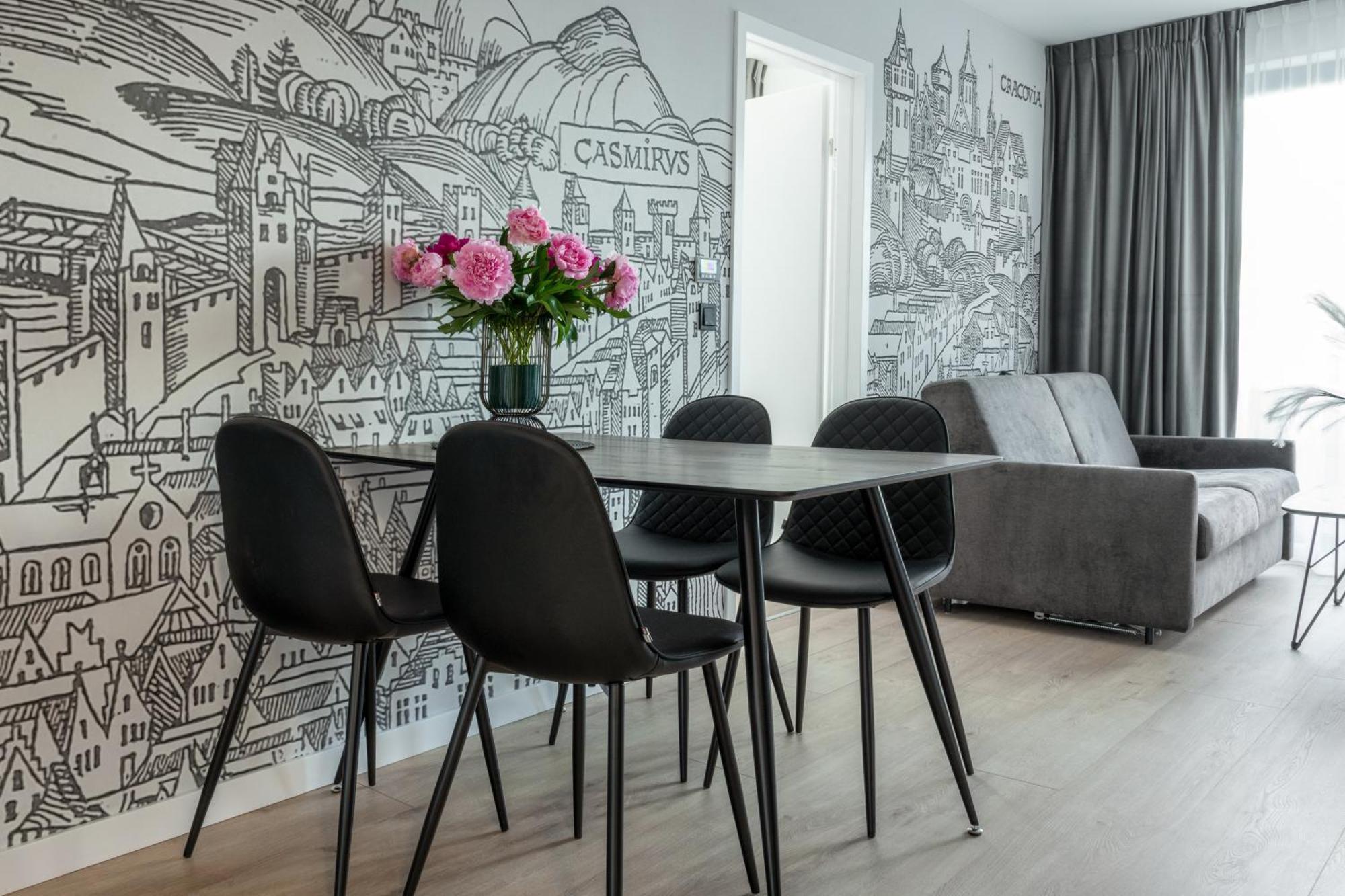 Inpoint Spacious Apartments Near Main Square & Kazimierz District Krakow Room photo
